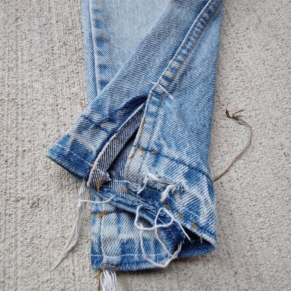 Vintage 'Levis' orange tab light wash flared denim with custom vintage men's 32 - Picture 6 of 6